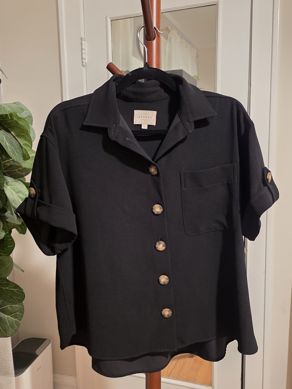 Sezane Black Short-Sleeve Button Shirt